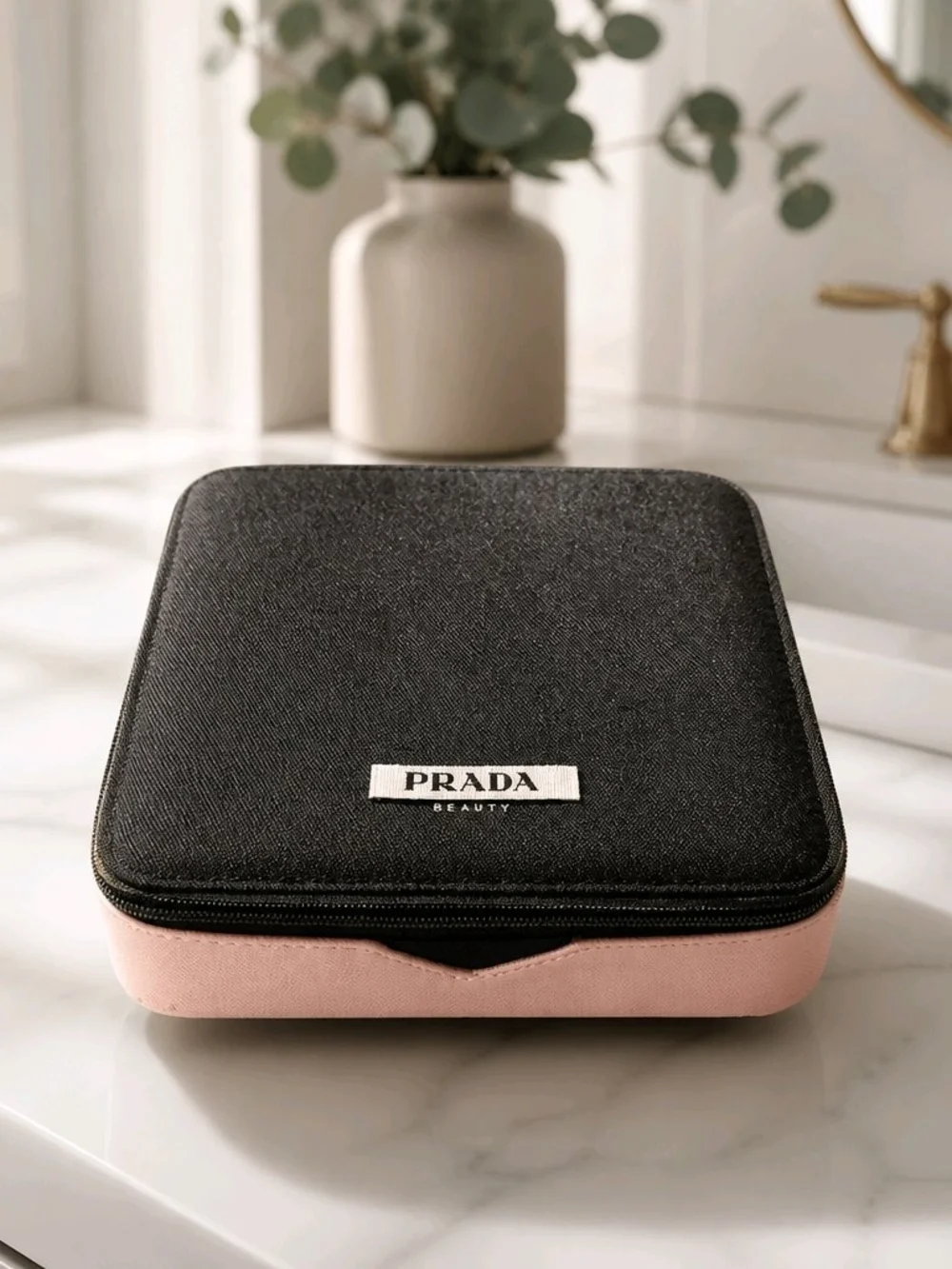 Prada Square Hard-shell Cosmetic Vanity Prada Beauty Black and Pink Travel Case